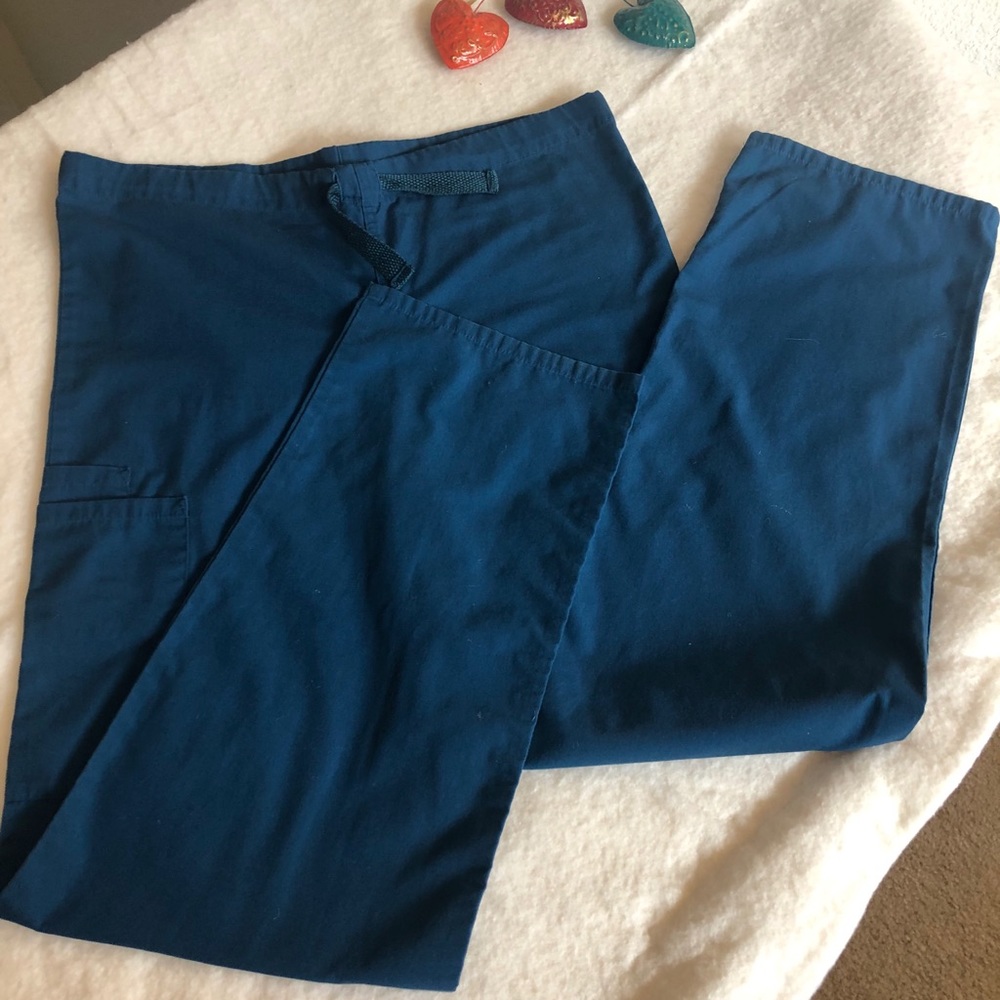 🌻Cherokee Dark teal scrub bottoms S